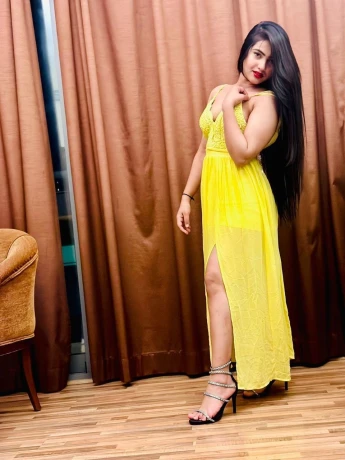 niti-indian-call-girl-in-dubai-0552639970-big-1