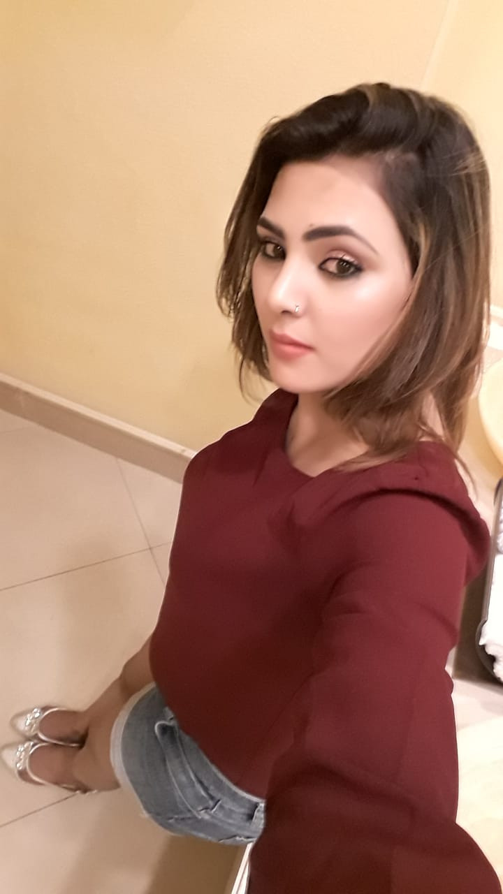 rishika-indian-hottest-call-girl-in-dubai-0508627707-small-1