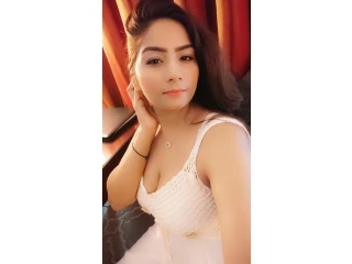 Rishika new call girl in dubai 0562071911