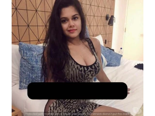 Aafreen Khan Smart and Elegant Courtesan in Dubai