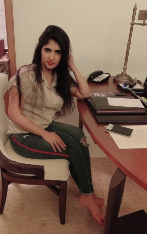 Puja indian hot and sexi girl in adudubai 0562071911