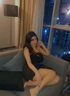 indian-hotsexy-model-in-dubai-0552639970-small-1