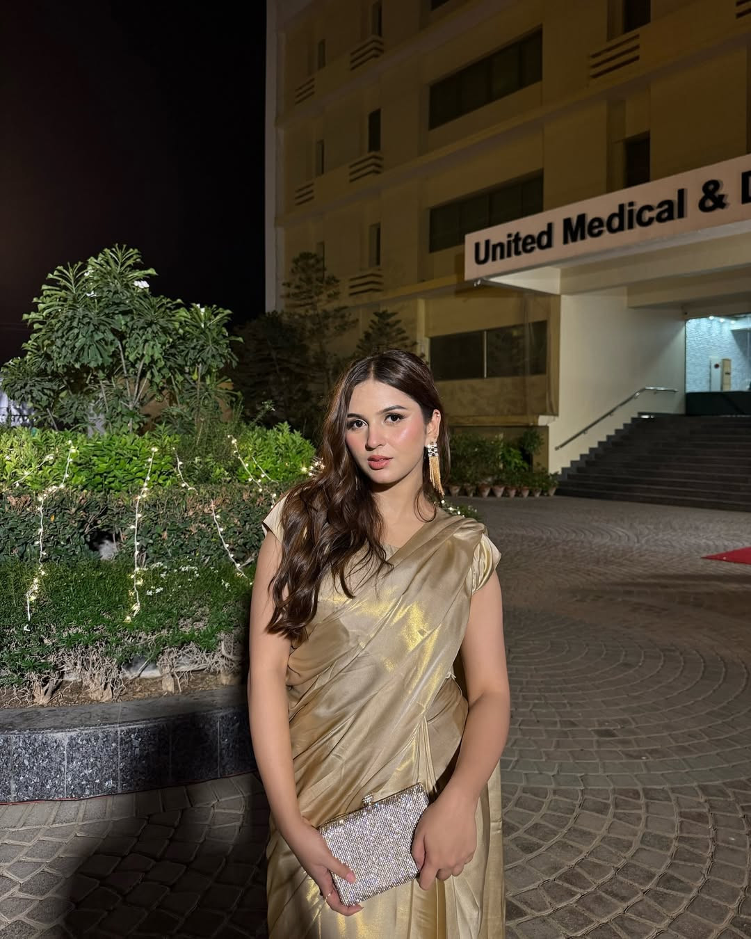 indian-highclass-model-in-abudhabi-0562071911-small-1