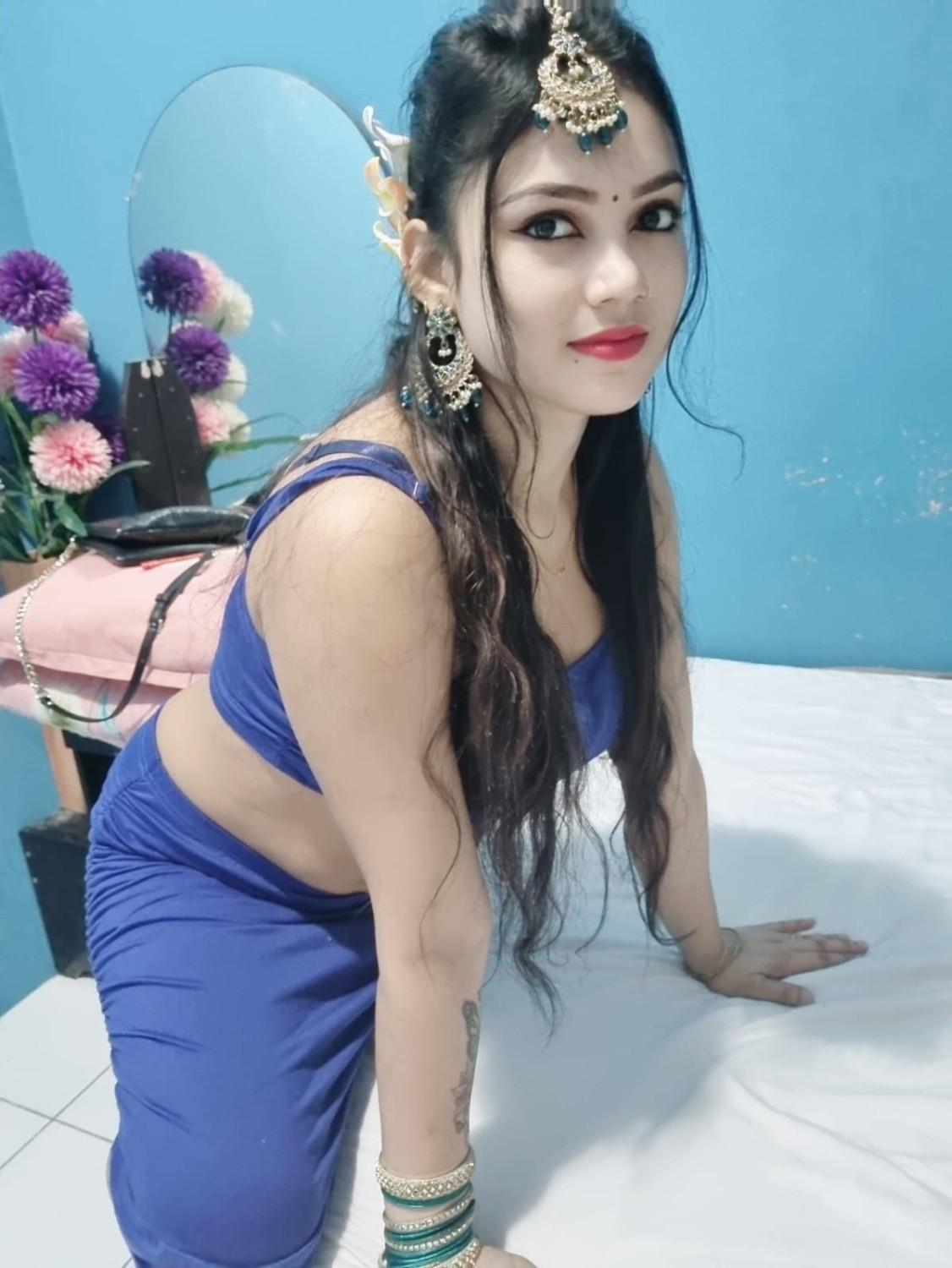 anika-independent-indian-model-in-dubai-0566052900-small-2