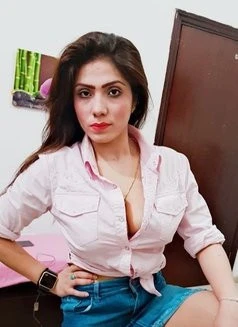 independent-call-girl-in-dubai-sana-big-1