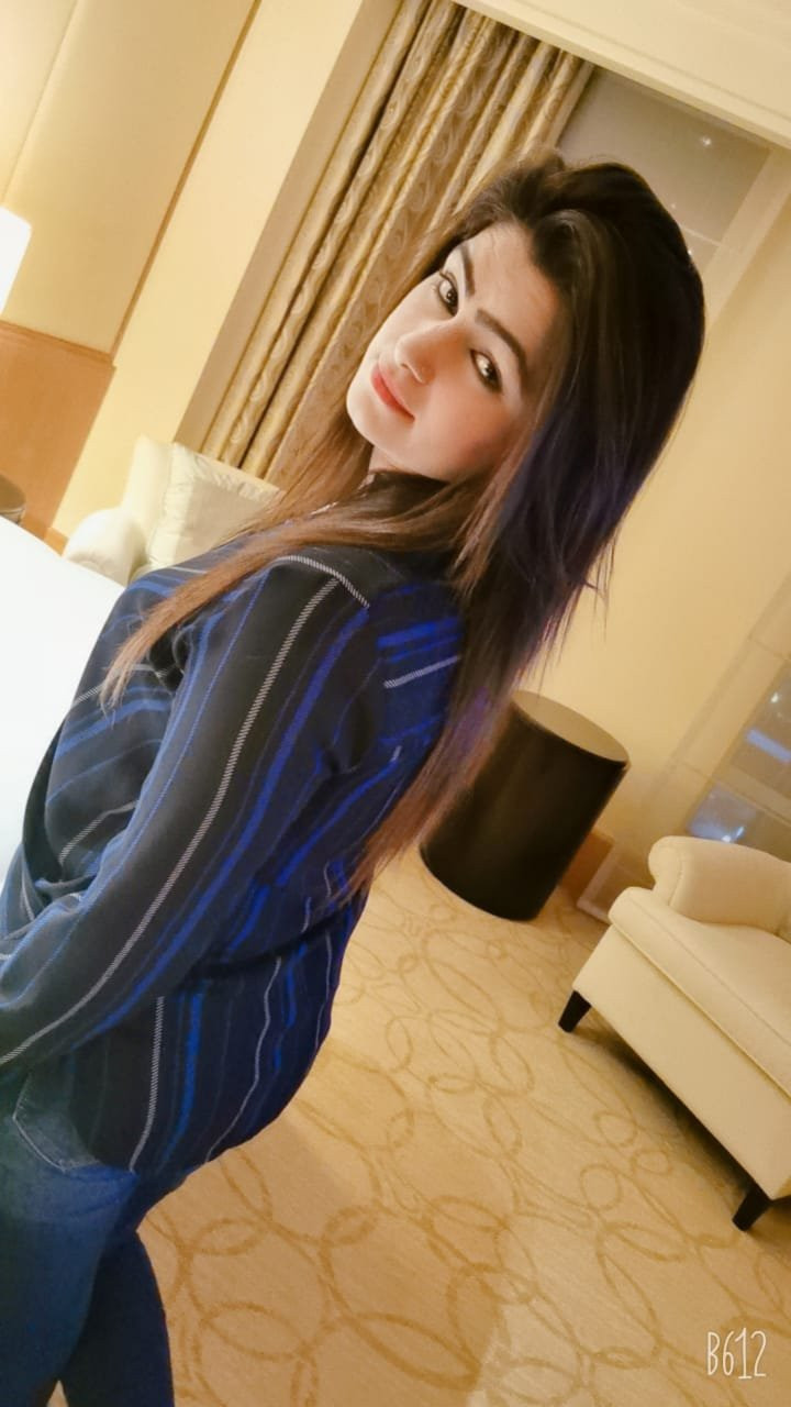 sharjah-escort-agency-0508627707-small-0