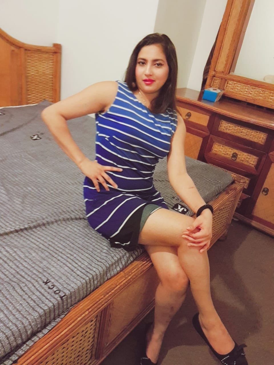 dubai-escort-services-971552639970-small-1