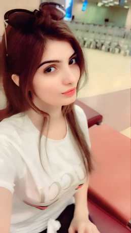 indian-dubai-escort-ayra-khan-big-1