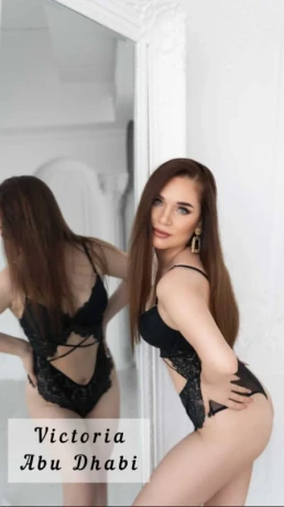 27-year-old-female-from-yas-island-uae-big-0