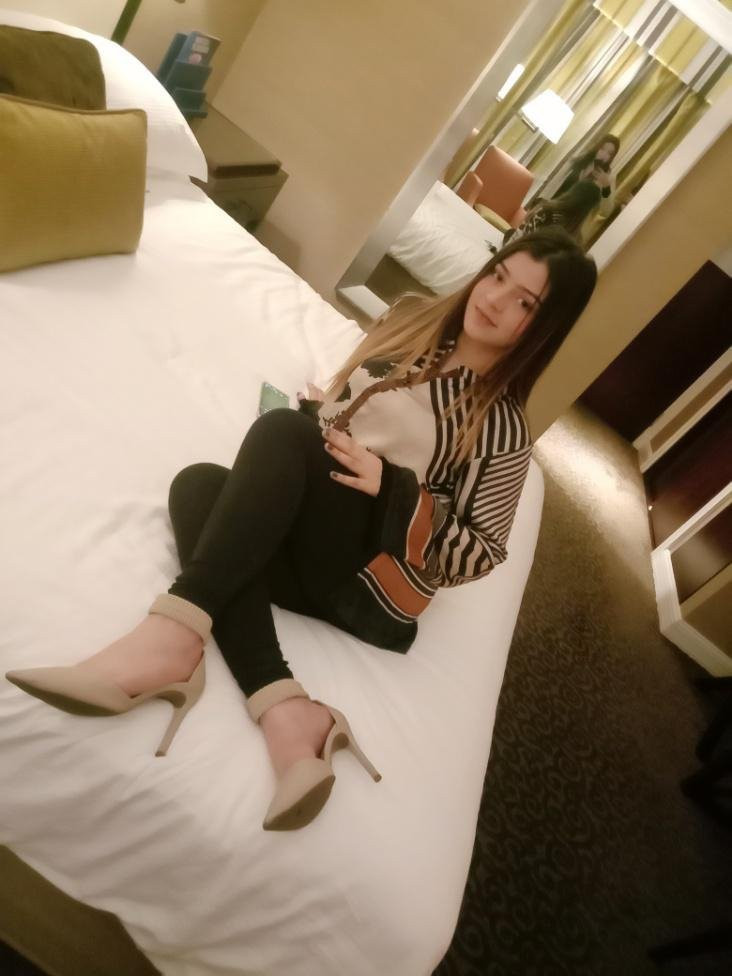 abudhabi-high-class-escort-agancy-small-0