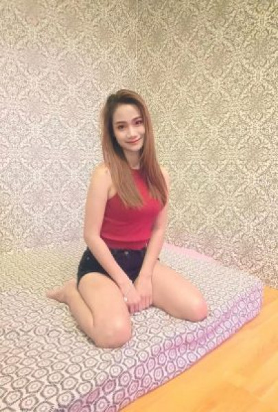 21-year-old-female-from-abu-dhabi-escorts-abu-dhabi-small-0