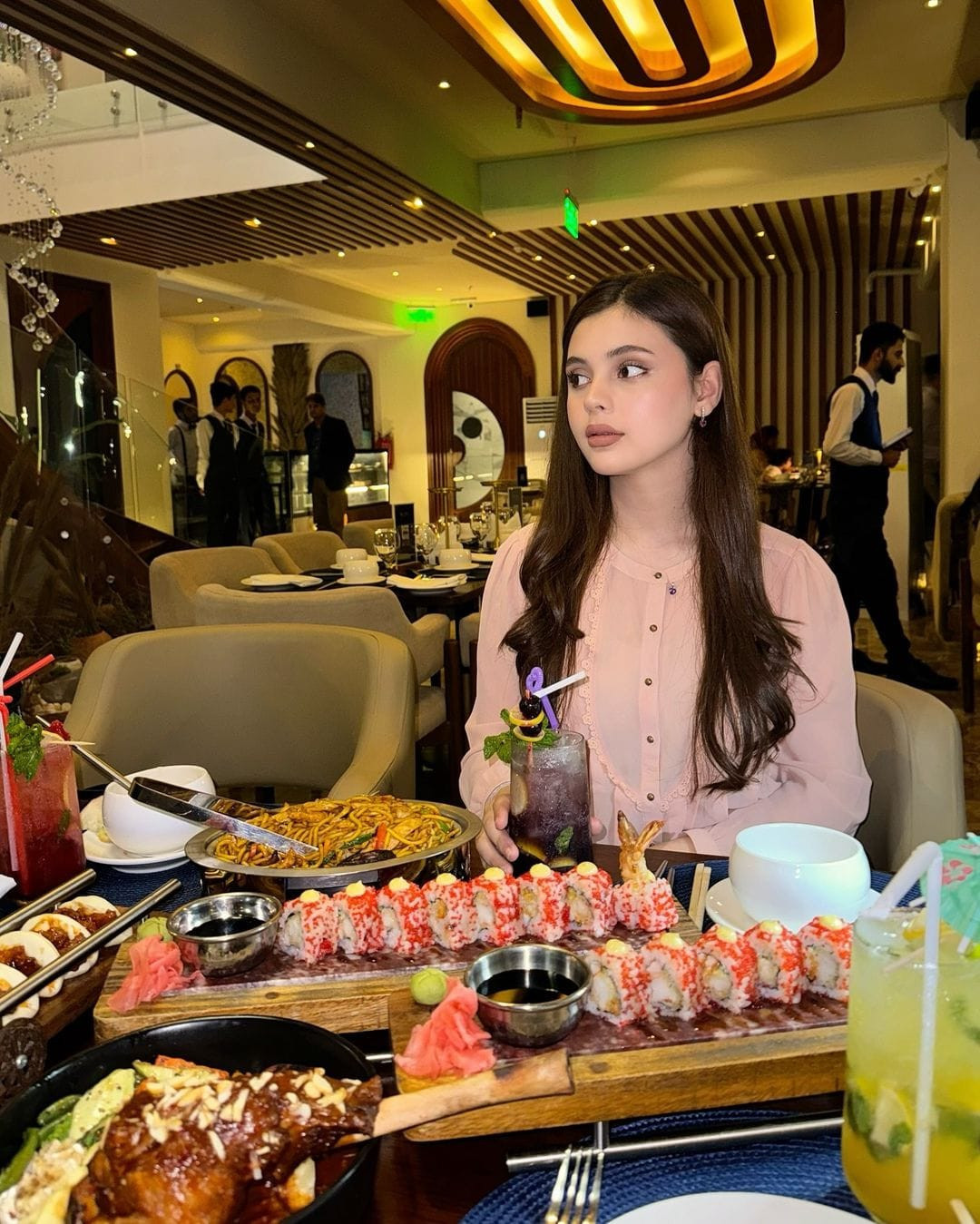 nayab-new-in-dubai-small-2